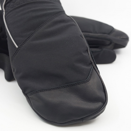 Ett par handskar i kategorin Skidhandskar från skydd.com