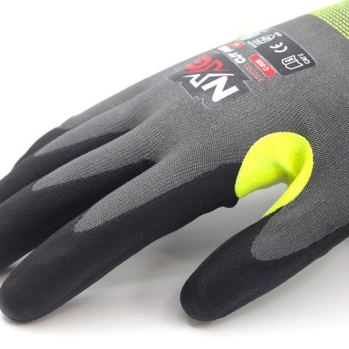 Ett par handskar i kategorin Skärskydd från skydd.com