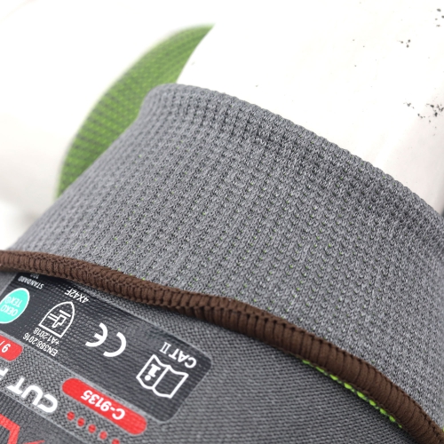 Ett par handskar i kategorin Skärskydd från skydd.com