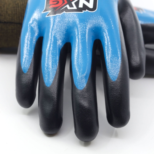 Ett par handskar i kategorin Stickade handskar från skydd.com