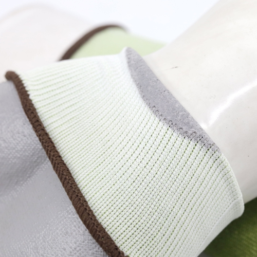 Ett par handskar i kategorin Stickade handskar från skydd.com