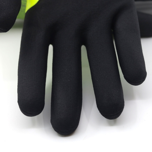 Ett par handskar i kategorin Skärskydd från skydd.com