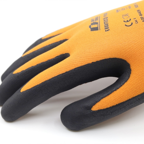 Ett par handskar i kategorin Stickade handskar från skydd.com