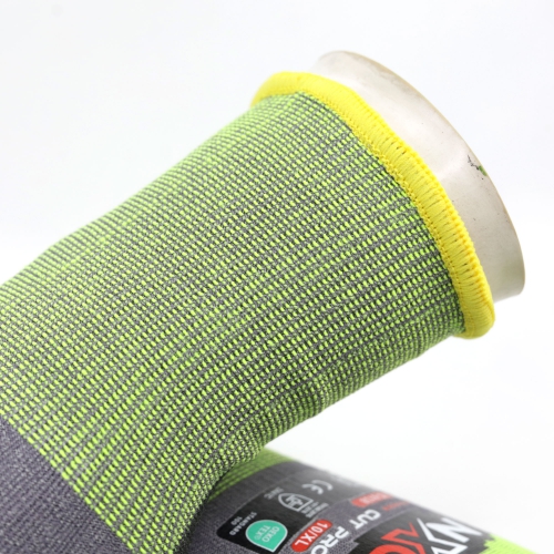 Ett par handskar i kategorin Skärskydd från skydd.com