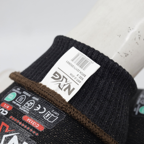 Ett par handskar i kategorin Skärskydd från skydd.com